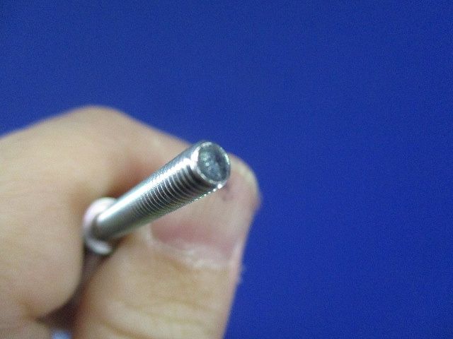 六角穴付ボルト 三価クロメート(410個入) 4×25