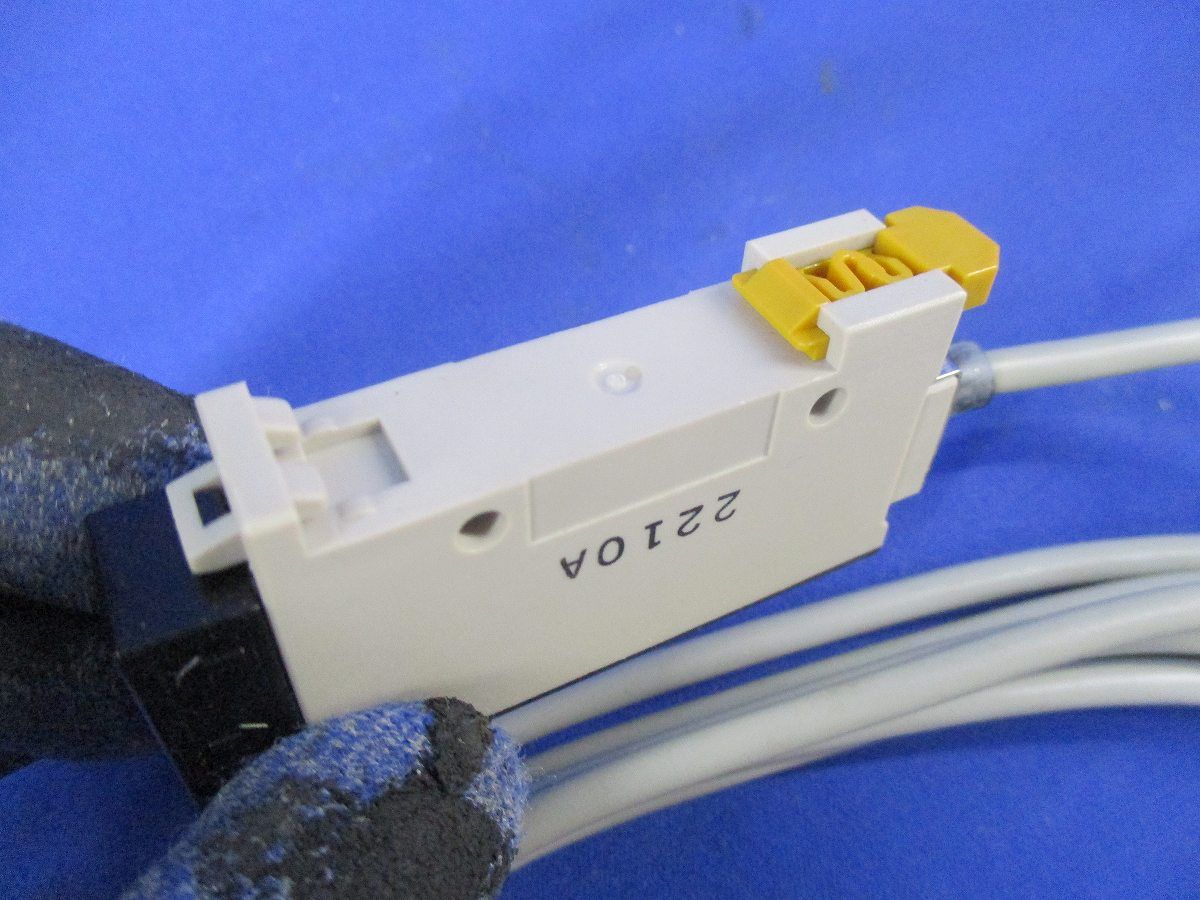 光ファイバ式光電スイッチ(汚れ有) E3XR-CE4T