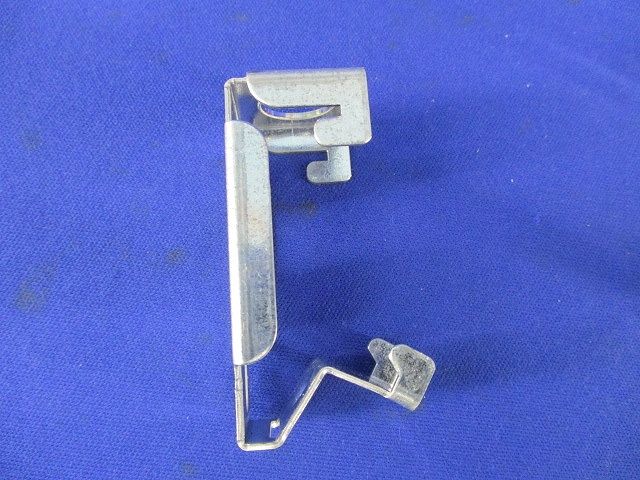 二重天井用部材 電線支持金具(19個入) T38N