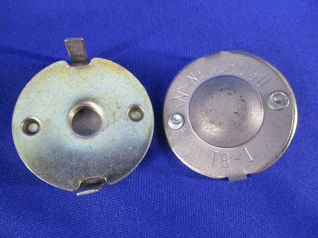 トロフック 壁枠用ボックス固定金具(20個入) TB1