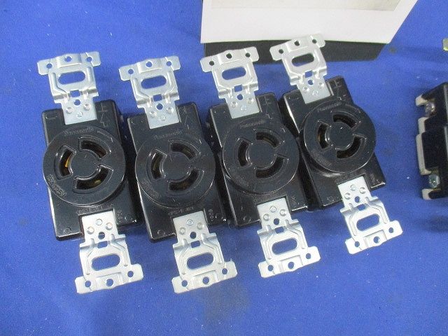 引掛埋込コンセントセット(混在6個入) WF2315K