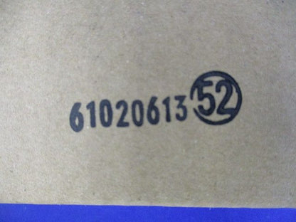 角間柱用支持金具 100個入 MBS36K-100