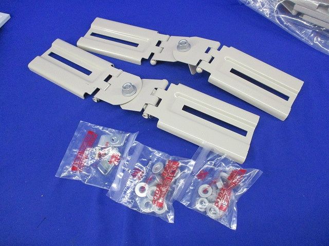 ケーブルラック 子桁付上下左右自在継金具(2組入)(未開封有) SRB3