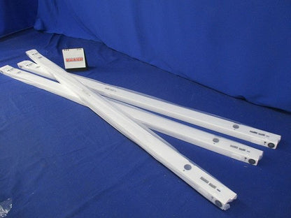 連結ガイド金具入線穴付L1200タイプ(3本入) NNFK98120