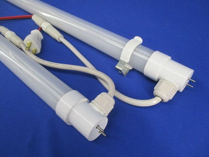 直管型LED蛍光灯セット(昼光色)(点灯試験済) TAI-LEBT10G18W他