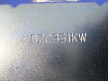 ストレートボックスコネクタC型(ホワイト) DZC351KW