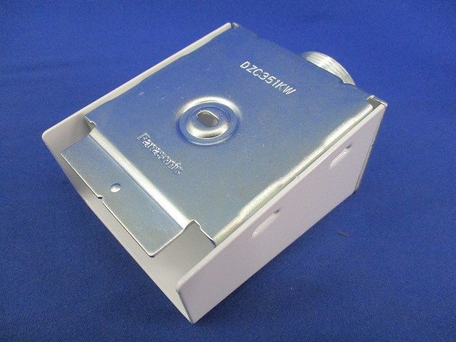 ストレートボックスコネクタC型(ホワイト) DZC351KW