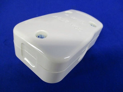 小型接地2P30A横型キャップ 250V ホワイト WF5730W