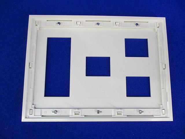 Jワイドスリム コンセントプレート3連用(10枚入)(ピュアホワイト) QWD-213