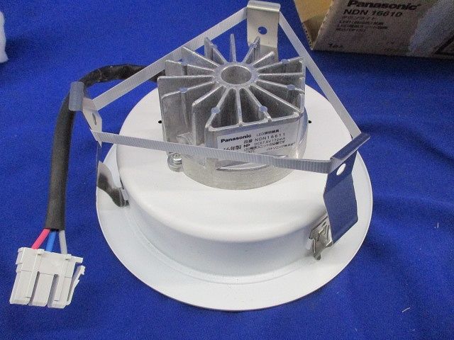 LEDダウンライトφ150(白色)(電源無し)(箱違い) NDN16611