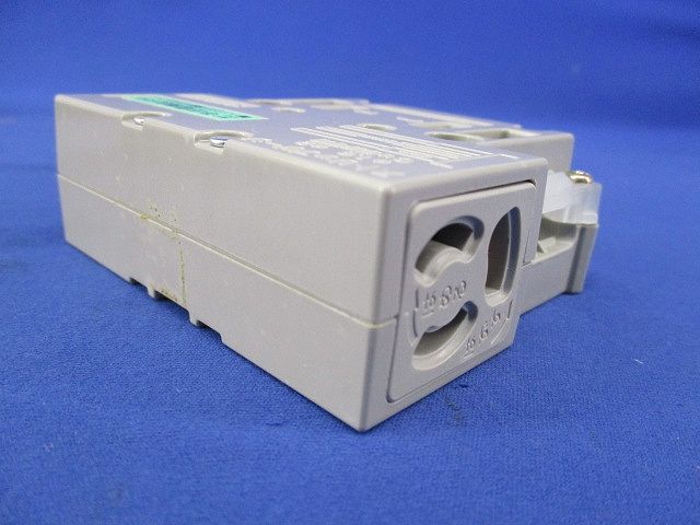 ブロックコンセント(傷・汚れ・色あせ有) XYZ70001