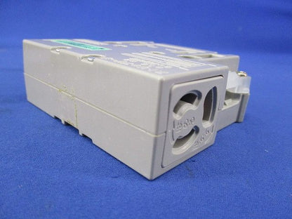 ブロックコンセント(傷・汚れ・色あせ有) XYZ70001