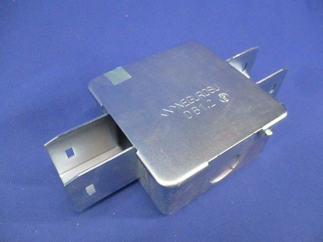 分岐ボックス二方出(3個入) DB2SN