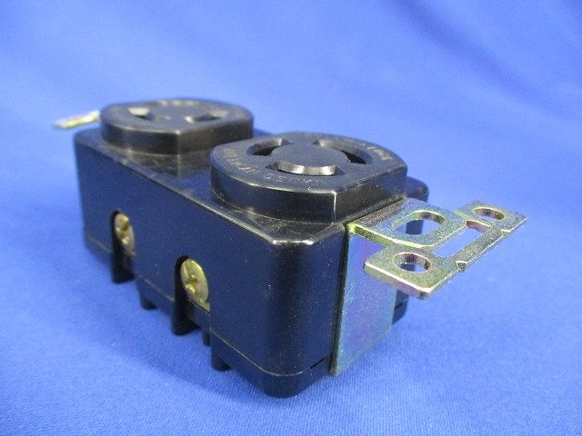 引掛形複式埋込コンセント(5個入) 3110D