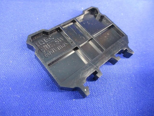 エンドプレート(32枚入) BNE75WPN10