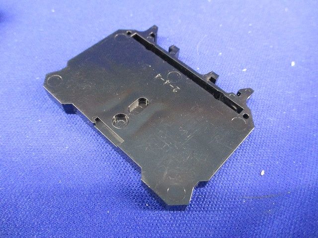 エンドプレート(32枚入) BNE75WPN10