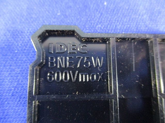 エンドプレート(32枚入) BNE75WPN10