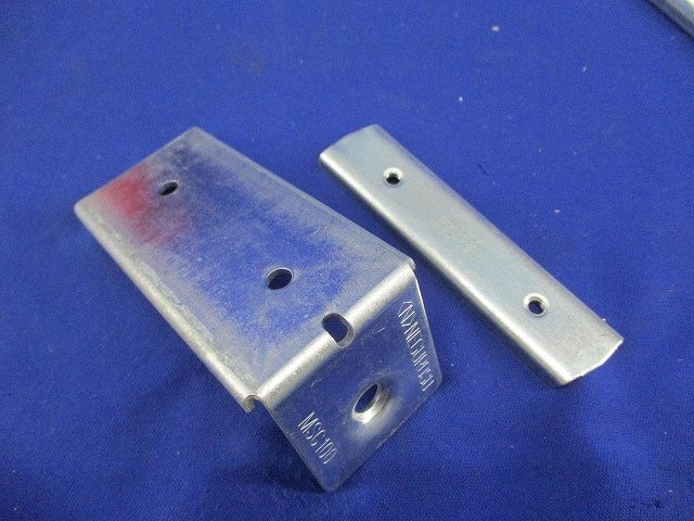 ネグロック 軽量間柱用ダクター取付金具(10個入) MSC100