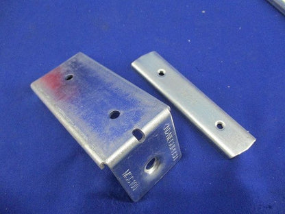 ネグロック 軽量間柱用ダクター取付金具(10個入) MSC100