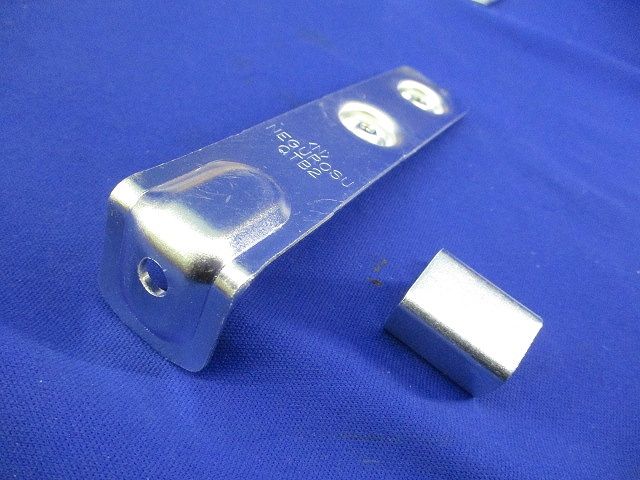 ケーブルラック親桁部ボックス固定金具(14個入) QTB2