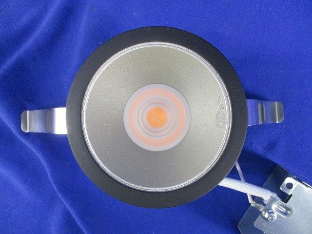 ダウンライトφ75(電球色) AD1073B27-A