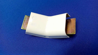 A型メタルモール付属品 内まがり(50個入) 型番不明