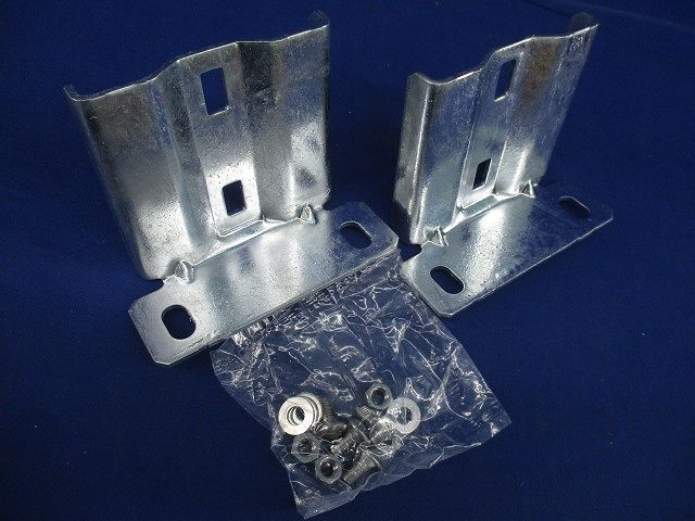垂直ラック支持金具(1対) ZQRU1R