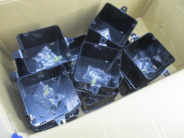 コンクリートボックス(11個入)カバー付 CBM75B-S