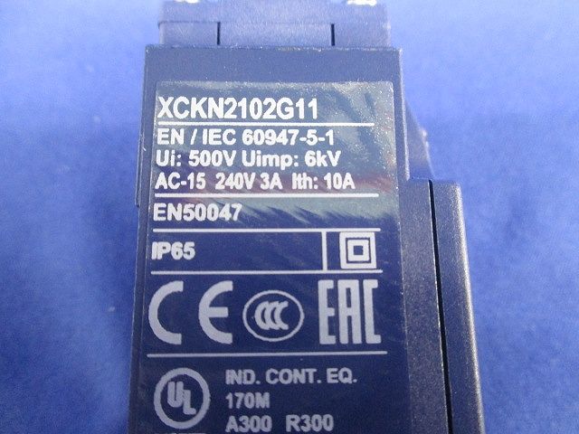 リミットスイッチ XCKN2102G11