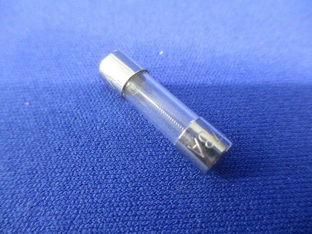 ヒューズ(9個入) QFS-A3023CEZZ