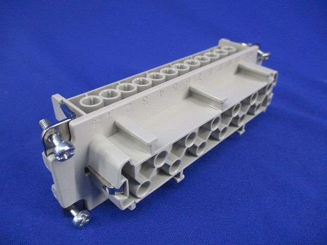 ネジ止めインサートソケット 10197000