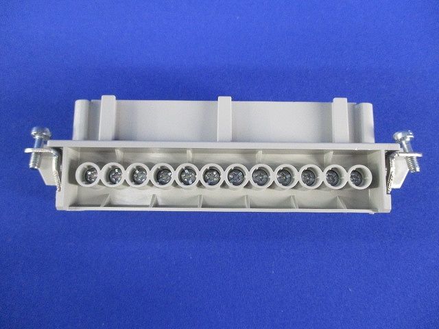 ネジ止めインサートソケット 10197000