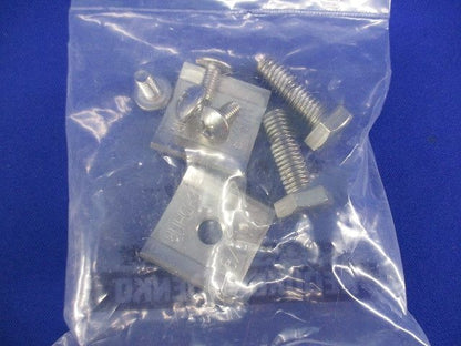 ブラインドプレート ブロック固定金具(2組入)(汚れ有) SD-BPBF1