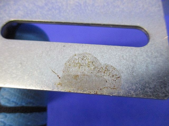 ブラインドプレート ブロック固定金具(2組入)(汚れ有) SD-BPBF1