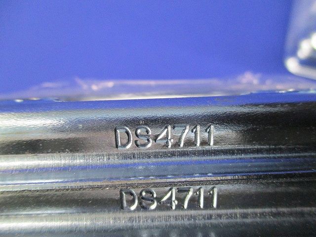 中型四角スイッチカバー2コ用(10個入) DS4711