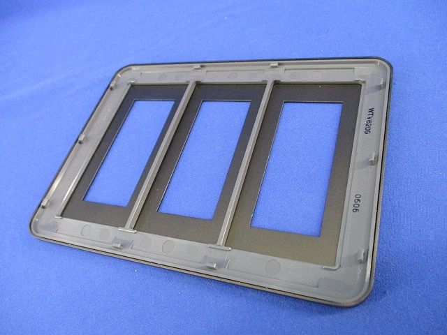 グレーシアシリーズ Fプレート コンセント用プレート(ダークブラウン)National WTV6209