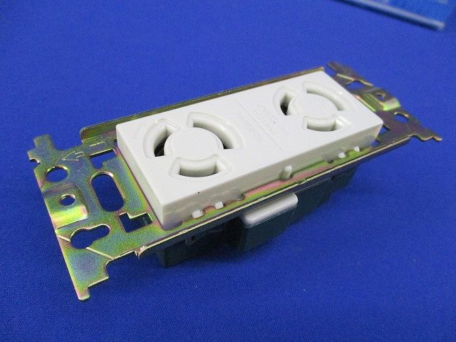 引掛埋込ダブルコンセント(5個入)(ミルキーホワイト)National WF2312