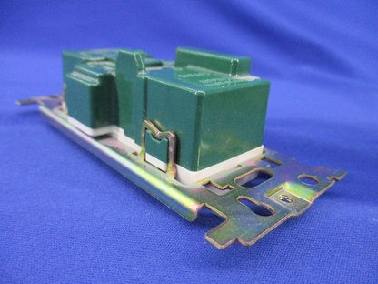 引掛埋込ダブルコンセント(2個入)(キズ･汚れ有)National WF2312