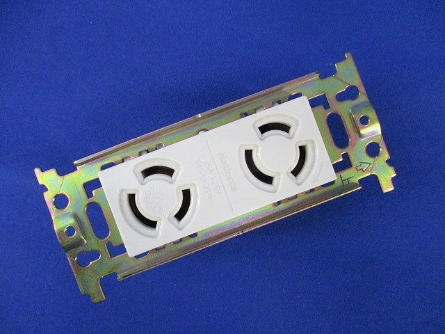 引掛埋込ダブルコンセント(2個入)(キズ･汚れ有)National WF2312