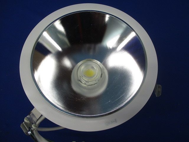 LEDベースダウンライトφ150(キズ･汚れ有)(箱違い) DL11N8-15A3BW-D