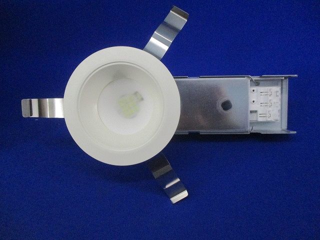 ダウンライト一般形 昼白色φ75(キズ･汚れ有) LEDD05011N-LS1