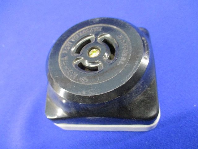 引掛露出コンセント(3個入)National WK2315