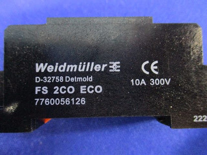 表面接続角型ソケット(10個入) D-32758
