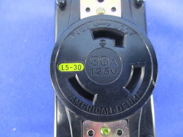 引掛形埋込コンセント(3個入)(キズ･汚れ有) 3310-L5