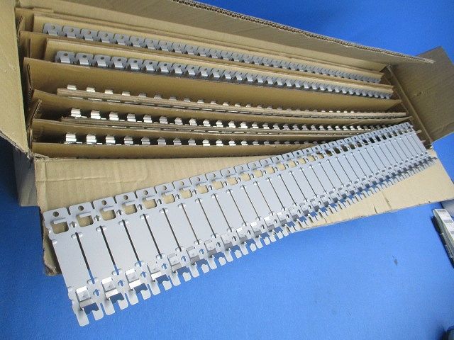 協電用ブレーカ BH-Kシリーズ用プレート(32個入×9計288個入) BH-KPLATE