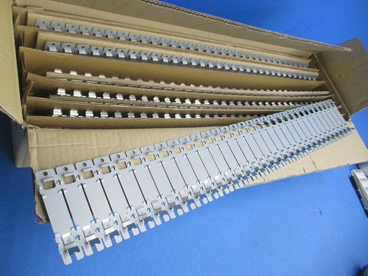 協電用ブレーカ BH-Kシリーズ用プレート(32個入×9計288個入) BH-KPLATE