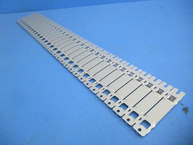 協電用ブレーカ BH-Kシリーズ用プレート(32個入×9計288個入) BH-KPLATE