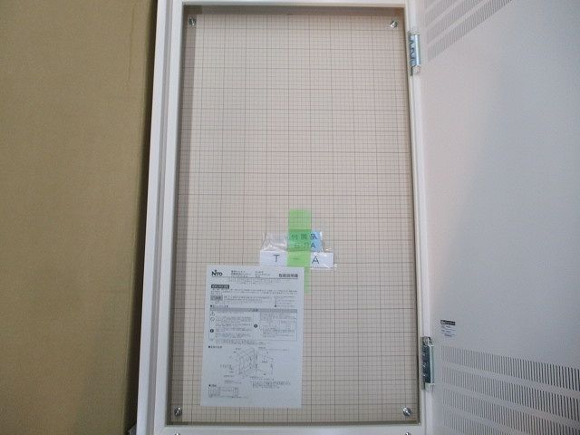 キャビネット(銘盤付)(銘板T-A・T-Bどちらが届くか指定不可) B12-610C