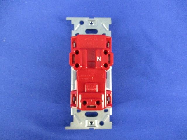 埋込扉付アースターミナル付接地ダブルコンセント 15A-125V ピュアホワイト JEC-BN-55GEFPW