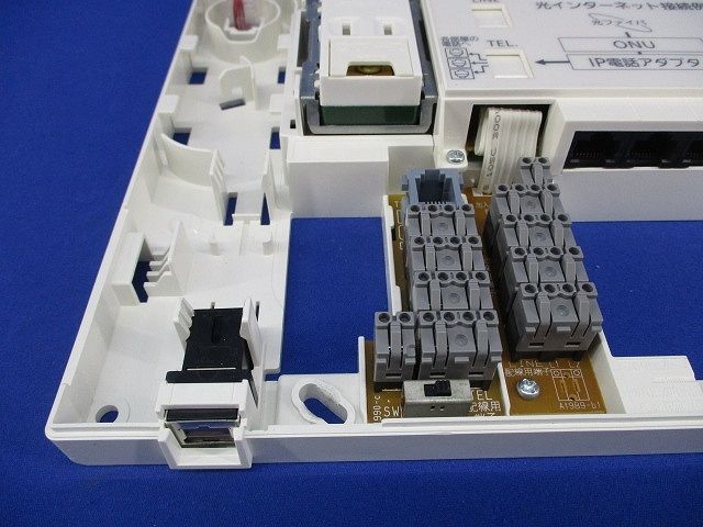 宅内LANパネルまとめてねット WTJ5547